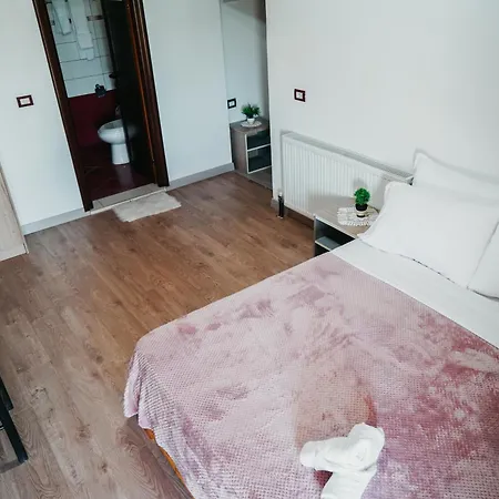 Bujtina Anlu Guest house