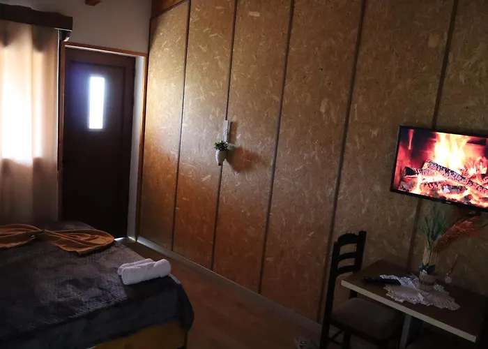 Гостевой дом Bujtina Anlu 4*